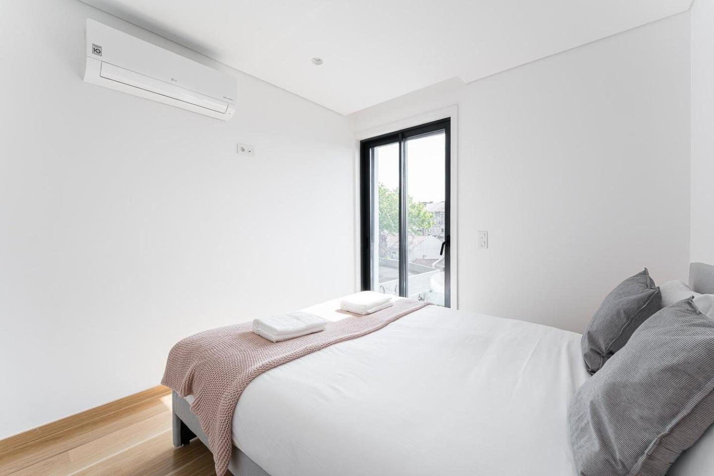 Guestready - Poet'S Modern Retreat Apartment ปอร์โต ภายนอก รูปภาพ