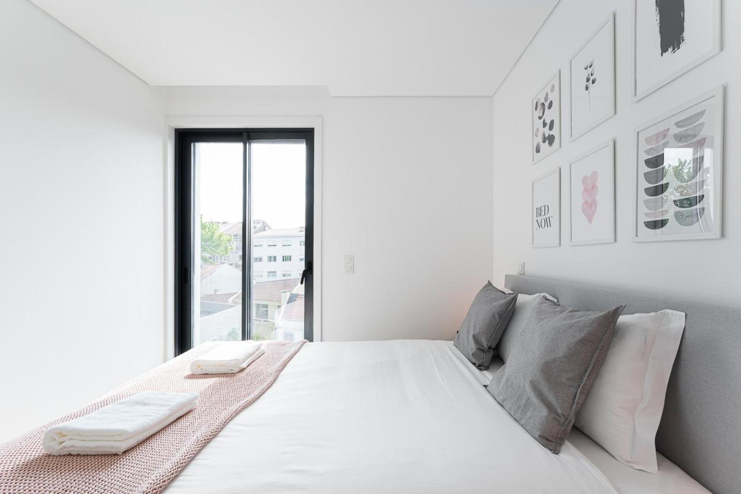 Guestready - Poet'S Modern Retreat Apartment ปอร์โต ภายนอก รูปภาพ