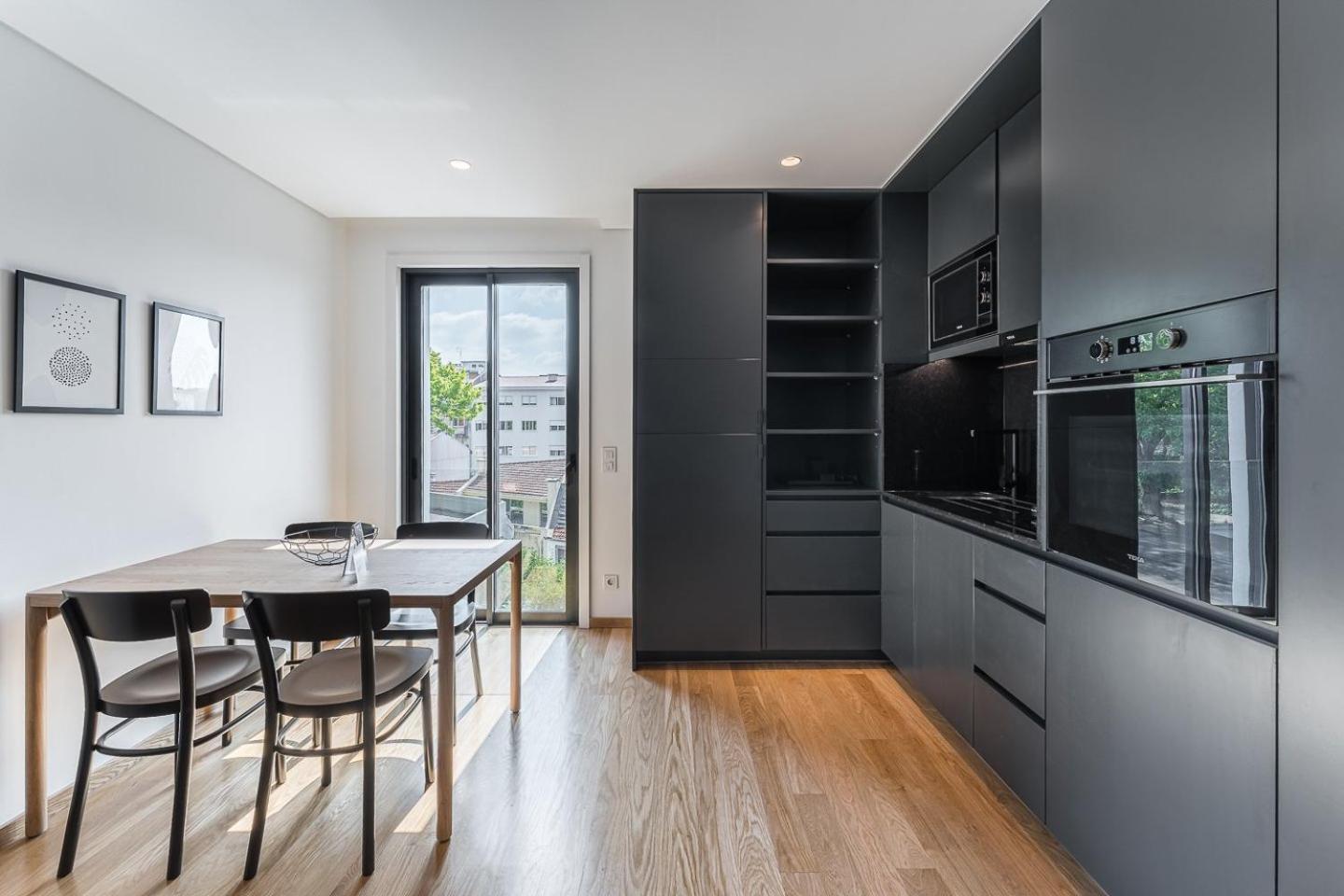 Guestready - Poet'S Modern Retreat Apartment ปอร์โต ภายนอก รูปภาพ